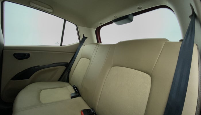 2015 Hyundai i10 MAGNA 1.1 IRDE2, Petrol, Manual, 15,306 km, Right Side Rear Door Cabin