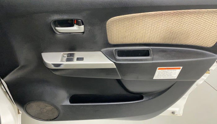 2018 Maruti Wagon R 1.0 LXI CNG, CNG, Manual, 85,225 km, Driver Side Door Panels Control