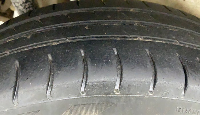 2018 Maruti Wagon R 1.0 LXI CNG, CNG, Manual, 85,225 km, Right Rear Tyre Tread