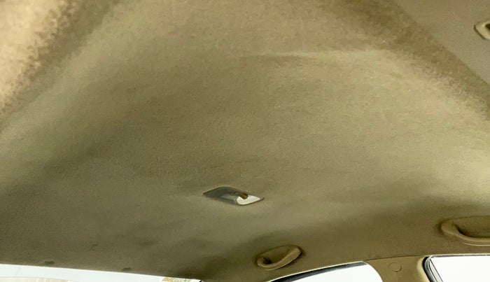 2015 Hyundai Verna 1.4 VTVT, Petrol, Manual, 89,989 km, Ceiling - Roof lining is slightly discolored