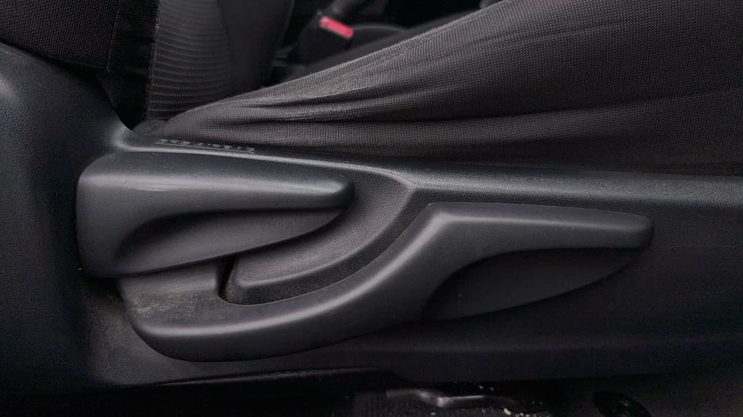 2016 Toyota Corolla Ascent Sport, Automatic, 165736 km, Drivers Side Adjustment Panel