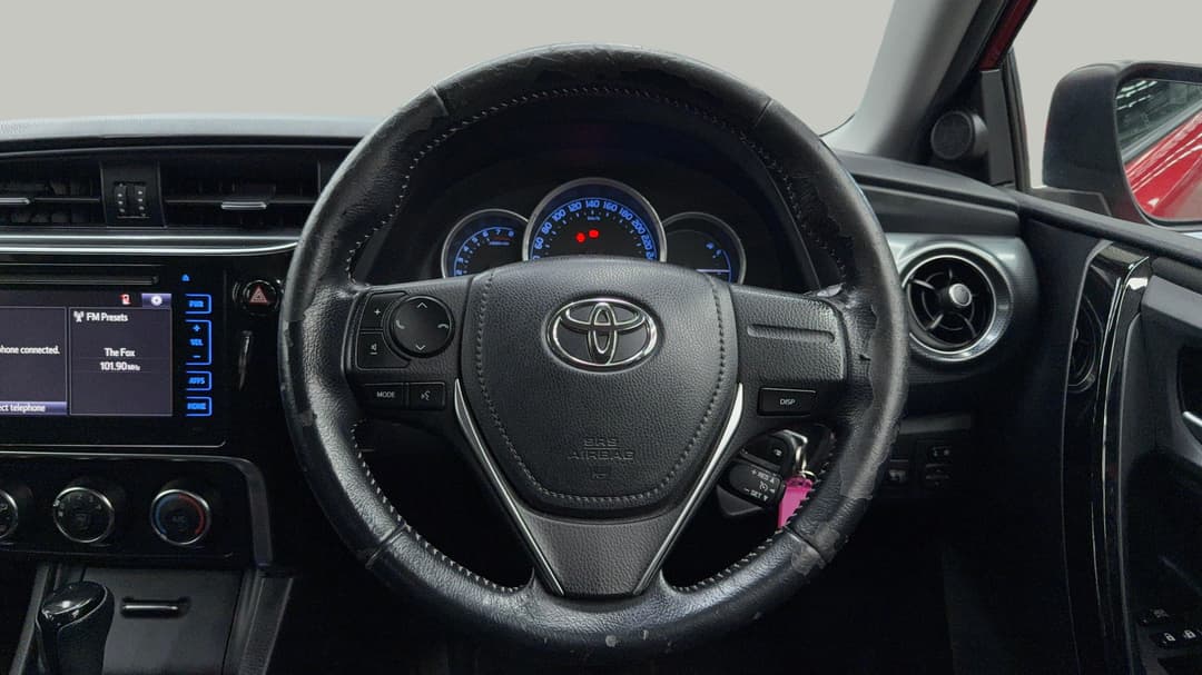 2016 Toyota Corolla Ascent Sport, Automatic, 165736 km, Steering Wheel Close-up
