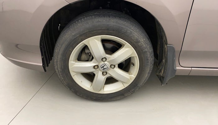 2012 Honda City 1.5L I-VTEC S MT, Petrol, Manual, 38,143 km, Left front tyre - Minor crack