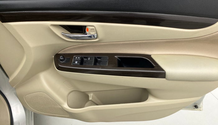 2018 Maruti Ciaz DELTA 1.4 VVT, Petrol, Manual, 78,313 km, Driver Side Door Panels Controls