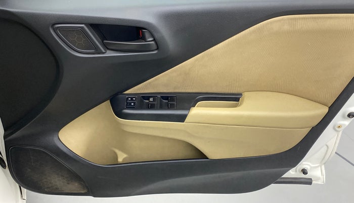 2015 Honda City 1.5L I-VTEC SV, Petrol, Manual, 80,285 km, Driver Side Door Panels Control