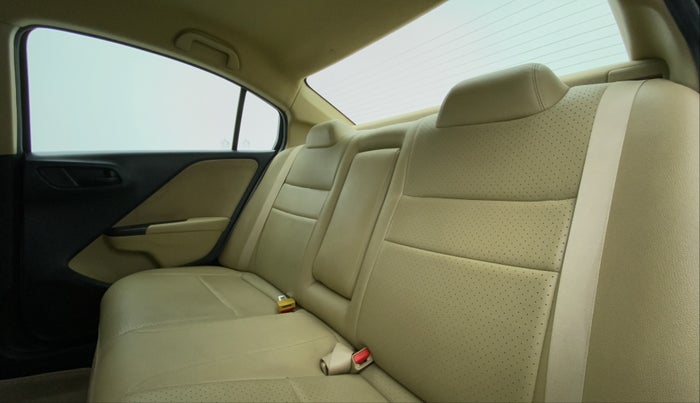 2015 Honda City 1.5L I-VTEC SV, Petrol, Manual, 80,285 km, Right Side Rear Door Cabin