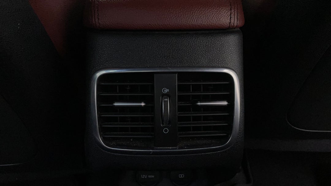 2016 Kia Optima Gt, Automatic, 91231 km, Rear A/C Vent