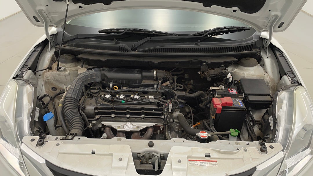 Open Bonnet (Engine)