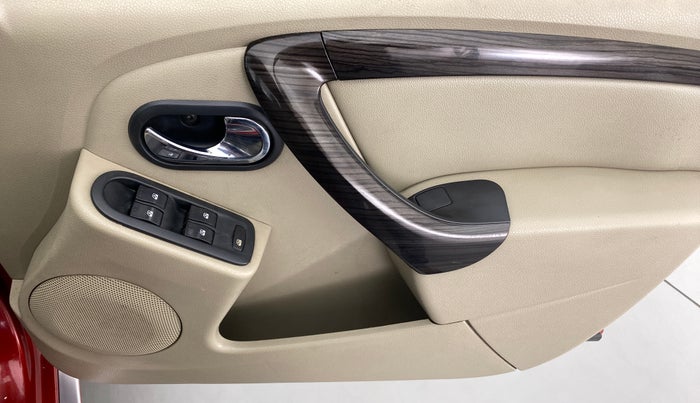 2014 Nissan Terrano XV PREMIUM 110 PS DEISEL, Diesel, Manual, 90,606 km, Driver Side Door Panels Control