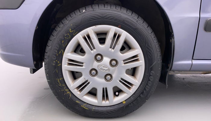 2011 Hyundai Santro Xing GLS, Petrol, Manual, 33,717 km, Left Front Wheel
