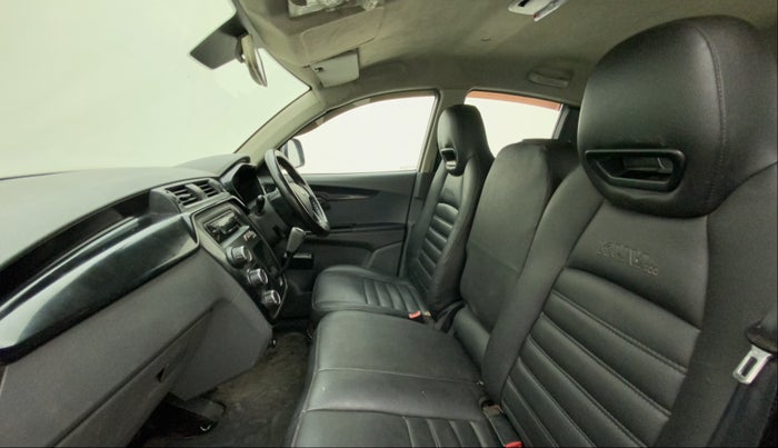 2018 Mahindra KUV 100 NXT K2 D 6S, Diesel, Manual, 43,873 km, Right Side Front Door Cabin