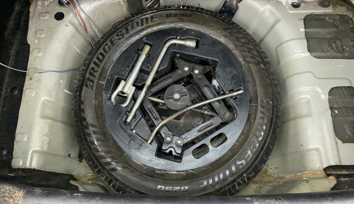 2018 Mahindra KUV 100 NXT K2 D 6S, Diesel, Manual, 43,873 km, Spare Tyre