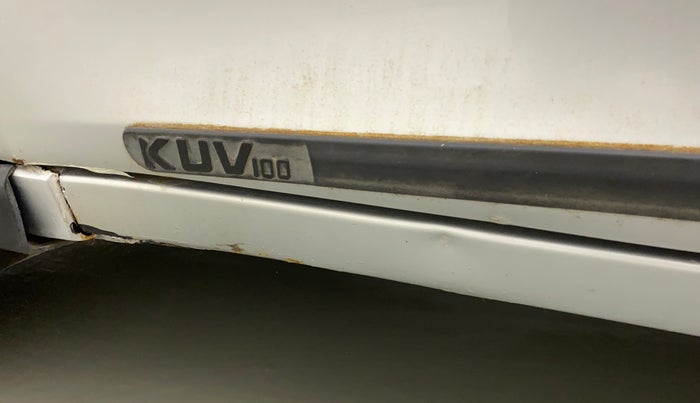2018 Mahindra KUV 100 NXT K2 D 6S, Diesel, Manual, 43,873 km, Left running board - Slightly dented