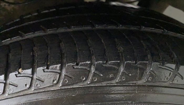 2018 Maruti Celerio VXI CNG OPT, CNG, Manual, 32,001 km, Left Rear Tyre Tread