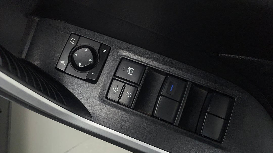 Drivers Side Door Panel Controls