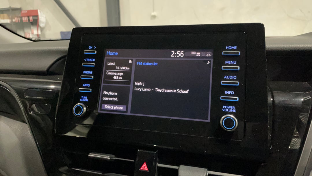 2022 Toyota Camry Ascent, Automatic, 52158 km, Infotainment System