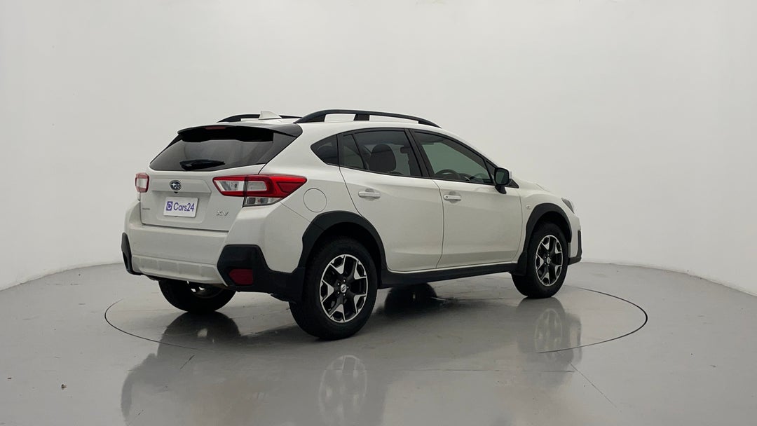 Right Back Diagonal (45- Degree) View