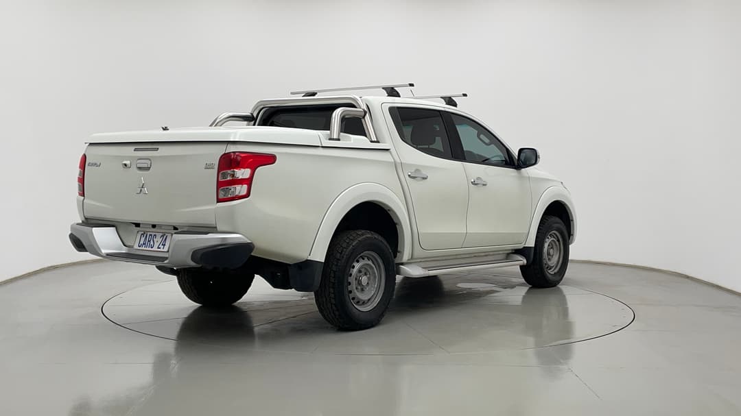 2017 Mitsubishi Triton Gls (4x4), Manual, 173547 km, Right Back Diagonal (45- Degree) View