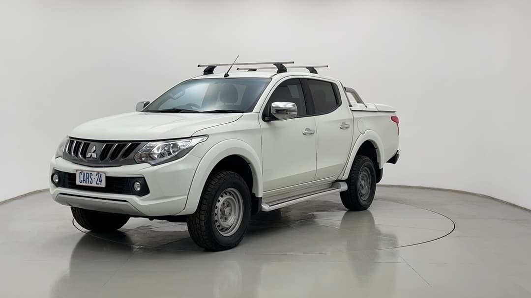 2017 Mitsubishi Triton Gls (4x4), Manual, 173547 km, Left Front Diagonal (45- Degree) View
