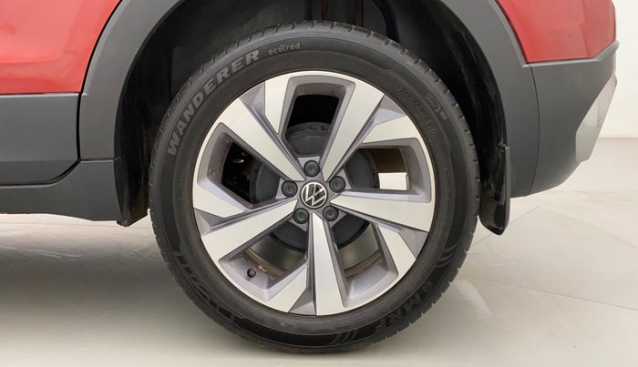 2021 Volkswagen TAIGUN TOPLINE 1.0 TSI MT, Petrol, Manual, 8,283 km, Left Rear Wheel