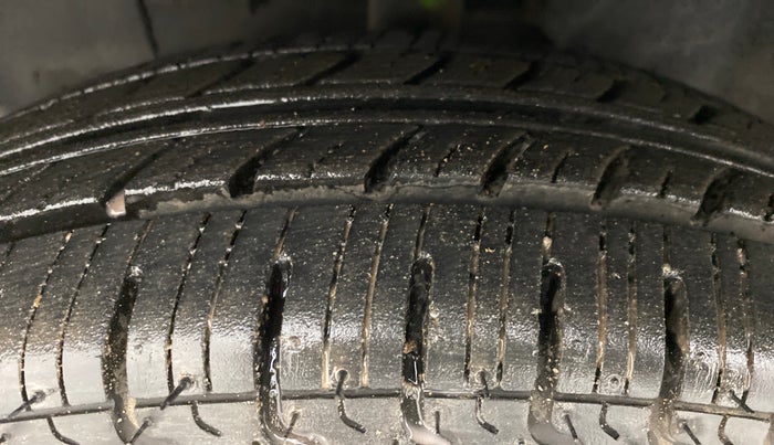 2018 Datsun Redi Go T (O), Petrol, Manual, 4,179 km, Left Front Tyre Tread