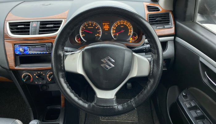 2013 Maruti Swift VXI, Petrol, Manual, 69,428 km, Steering Wheel Close Up