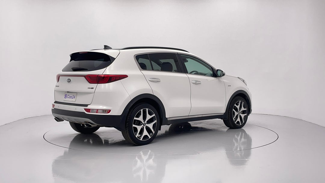 Right Back Diagonal (45- Degree) View