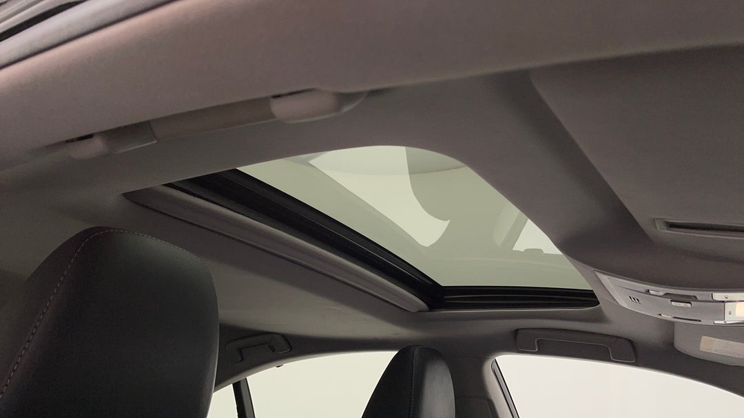 Interior Sunroof/Moonroof