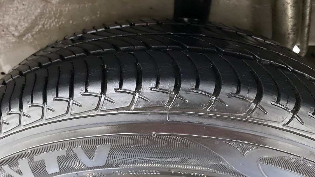 Left Rear Tyre Tread