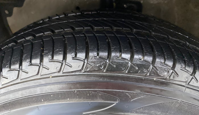 2019 Maruti Celerio X Zxi, Petrol, Manual, 14,092 km, Left Front Tyre Tread