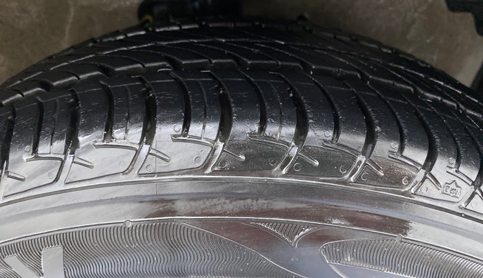 2019 Maruti Celerio X Zxi, Petrol, Manual, 14,092 km, Right Front Tyre Tread