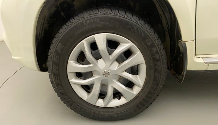 2015 Nissan Terrano XL (P), Petrol, Manual, 45,564 km, Left Front Wheel