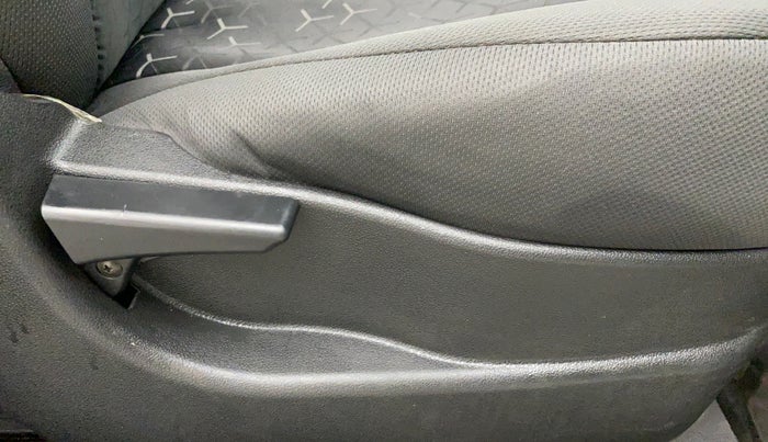 2017 Tata Tiago XE PETROL, Petrol, Manual, 62,442 km, Driver Side Adjustment Panel