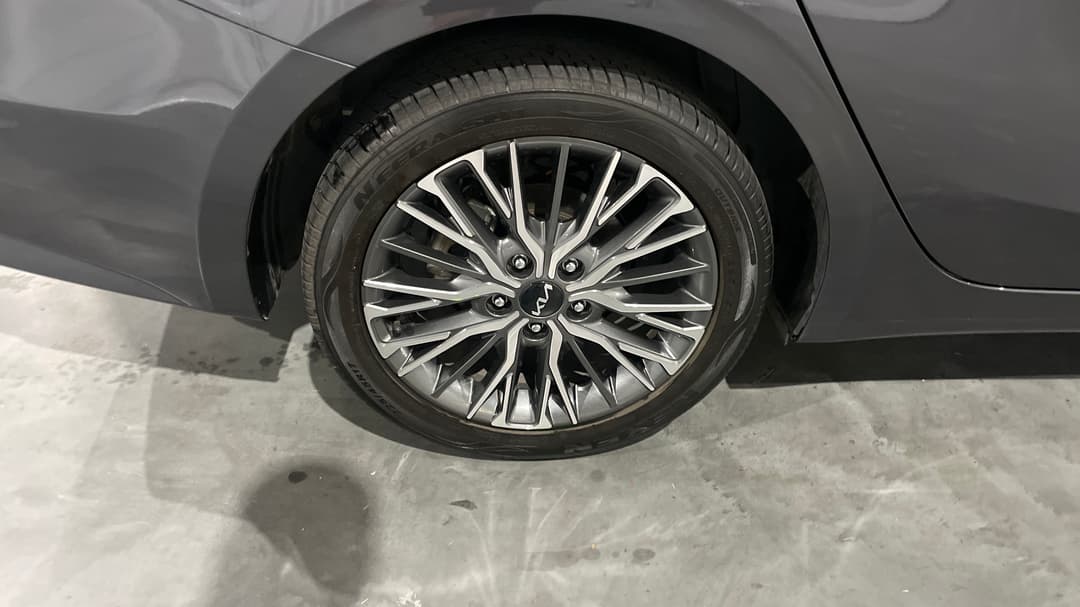 2024 Kia Cerato Sport, Automatic, 19059 km, Right Rear Wheel