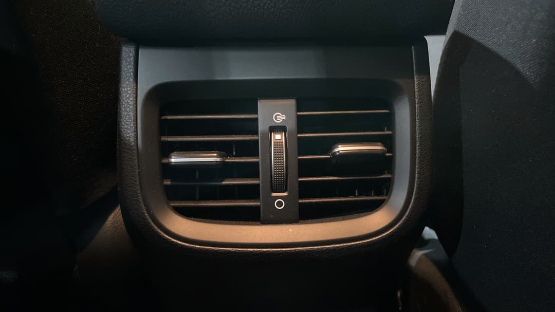2024 Kia Cerato Sport, Automatic, 19059 km, Rear A/C Vent