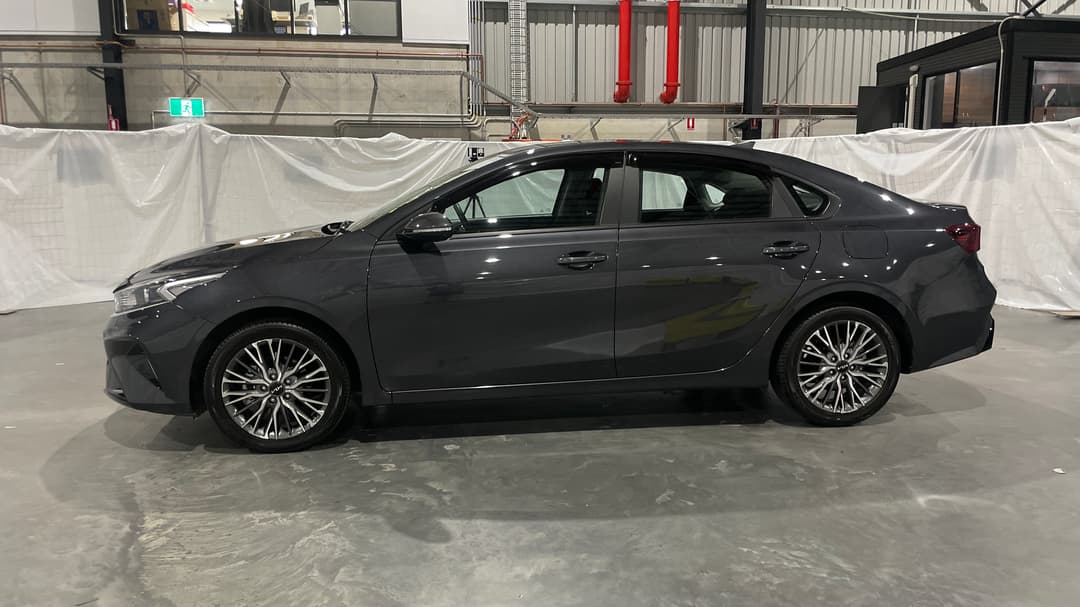 2024 Kia Cerato Sport, Automatic, 19059 km, Left Side View