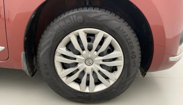 2017 Maruti Dzire VDI, Diesel, Manual, 98,780 km, Right Front Wheel