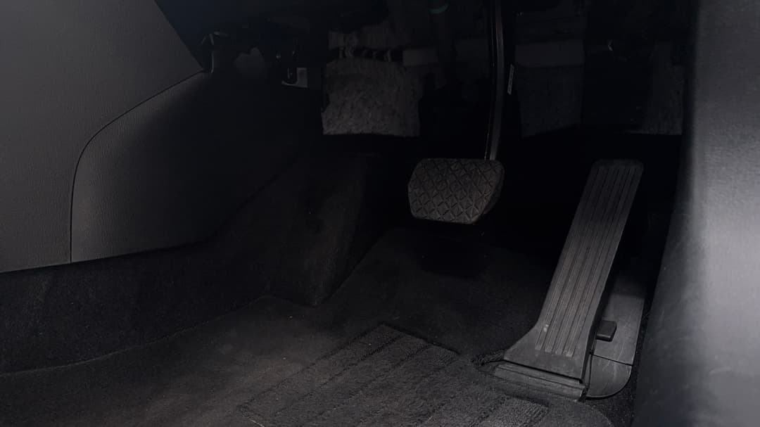 2024 Mazda 2 G15 Pure, Automatic, 29714 km, Pedals and Footmat
