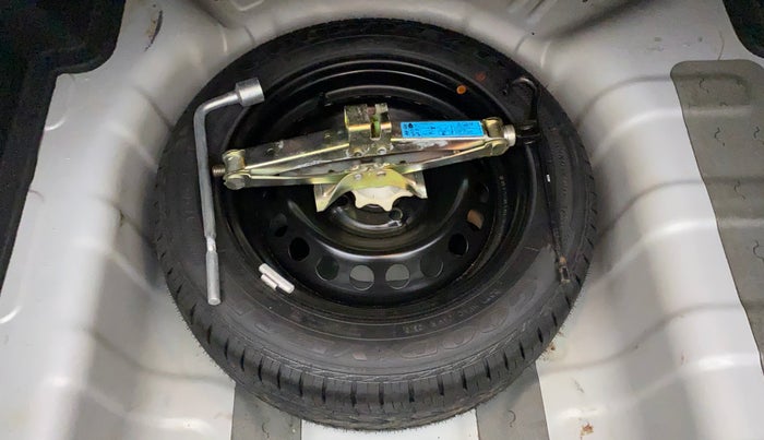 2018 Hyundai Xcent SX 1.2, Petrol, Manual, 33,099 km, Spare Tyre
