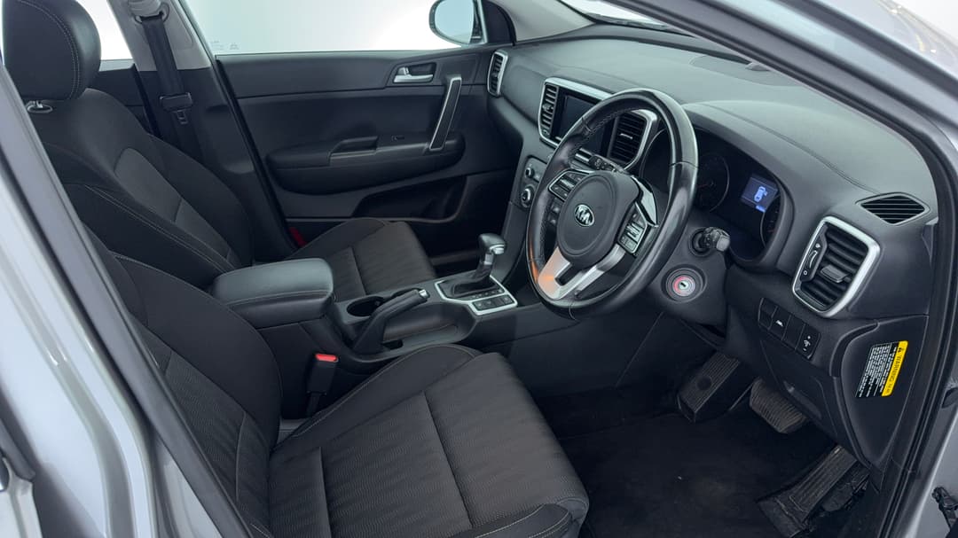 2018 Kia Sportage Ao Edition, Automatic, 130330 km, Right Side Front Door Cabin View