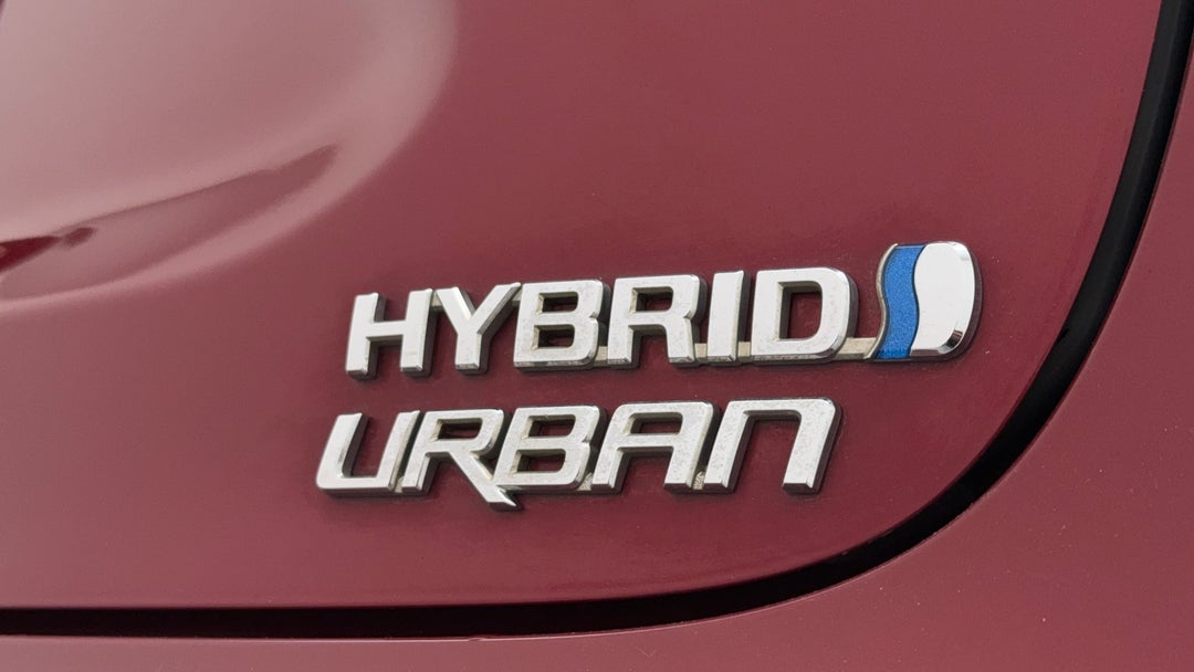 2022 Toyota Yaris Cross Urban Hybrid (two-tone), Automatic, 87993 km, Badge (Boot Right Side)