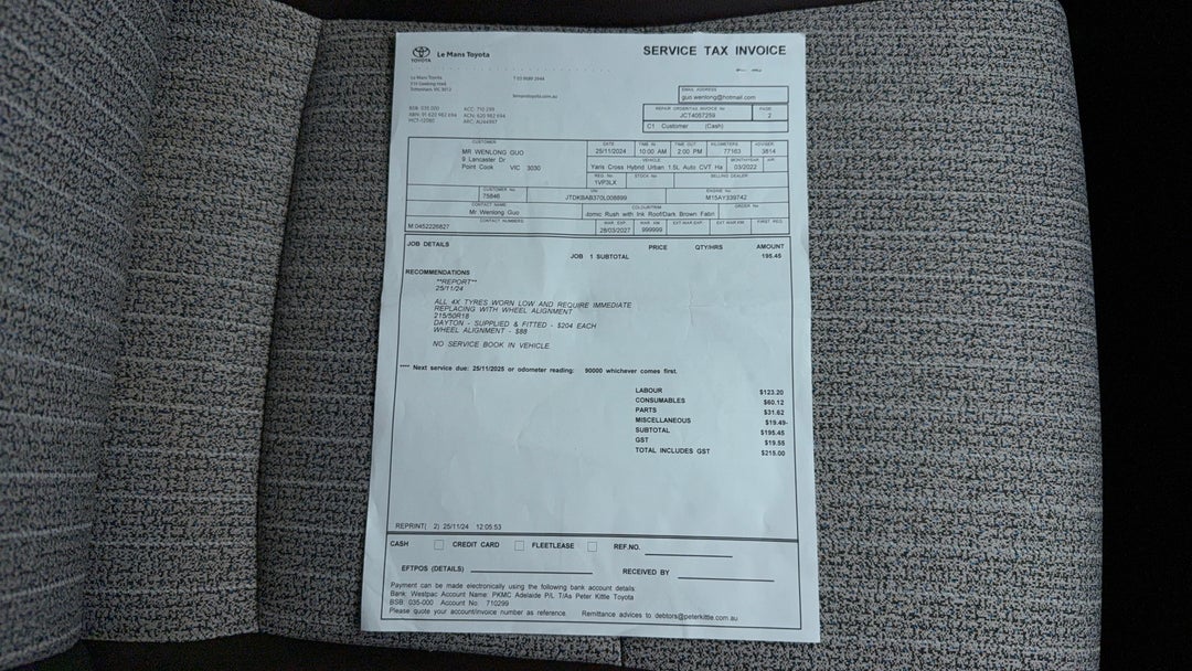 2022 Toyota Yaris Cross Urban Hybrid (two-tone), Automatic, 87993 km, Service History