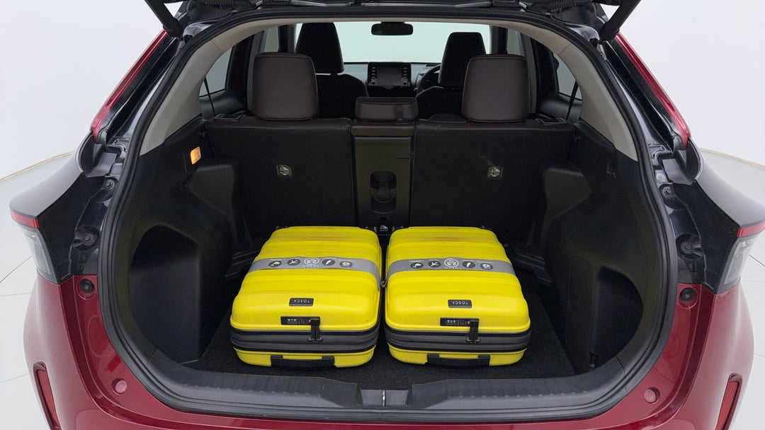 2022 Toyota Yaris Cross Urban Hybrid (two-tone), Automatic, 87993 km, Boot Inside View with Luggage