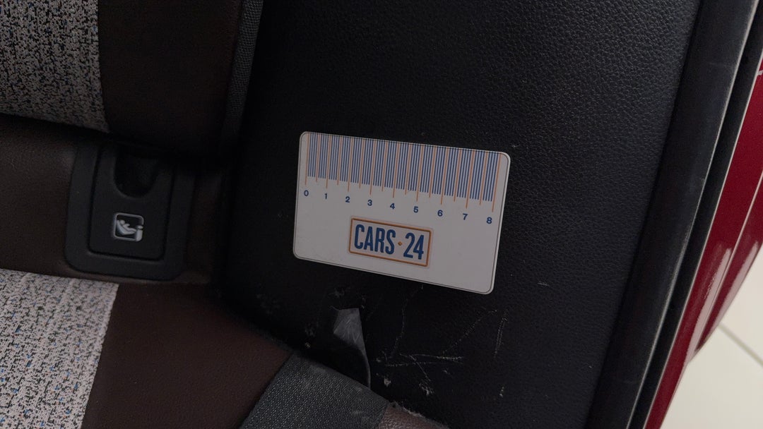 2022 Toyota Yaris Cross Urban Hybrid (two-tone), Automatic, 87993 km, Miscellaneous Interior Scratch