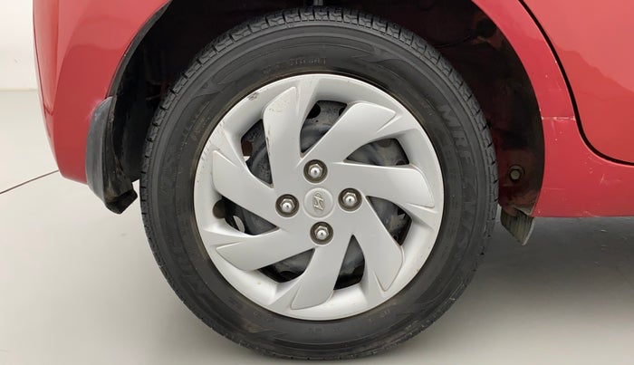 2018 Hyundai NEW SANTRO SPORTZ CNG, CNG, Manual, 28,634 km, Right Rear Wheel