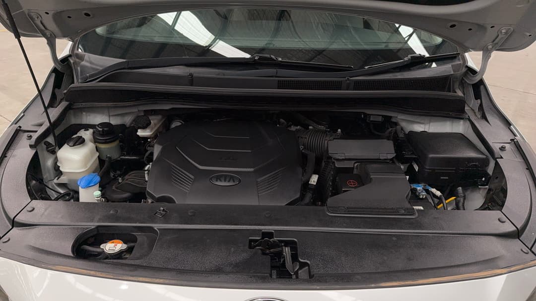 2018 Kia Carnival S, Automatic, 109077 km, Open Bonnet (Engine)