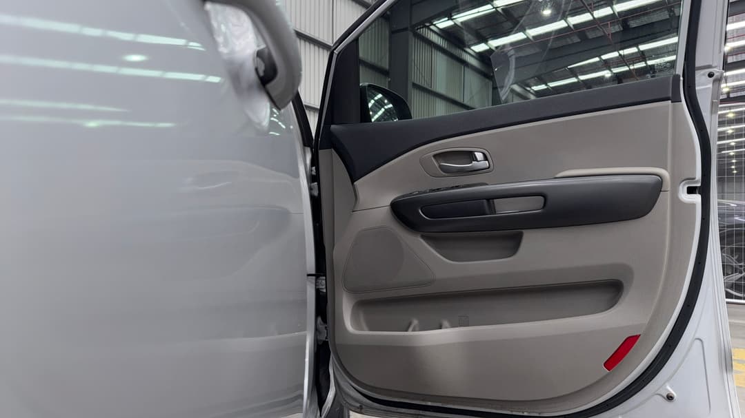 2018 Kia Carnival S, Automatic, 109077 km, Speaker View
