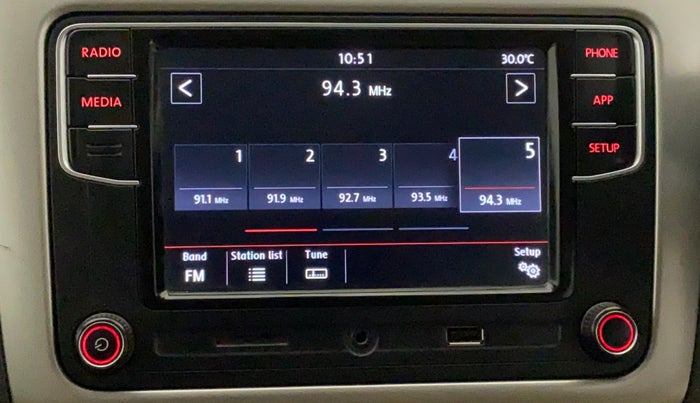 2017 Volkswagen Ameo HIGHLINE1.2L PLUS 16 ALLOY, Petrol, Manual, 47,924 km, Infotainment System