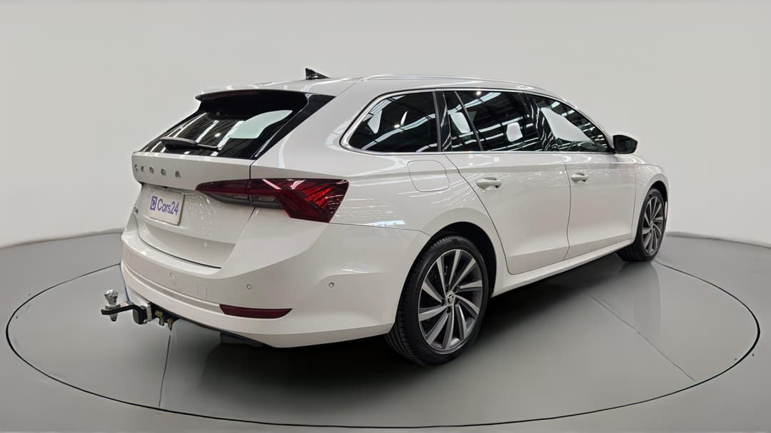 2021 SKODA Octavia 110 Tsi Style, Automatic, 105138 km, Right Back Diagonal (45- Degree) View