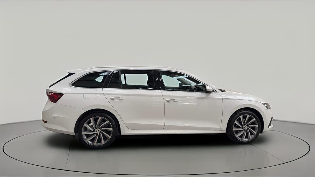 2021 SKODA Octavia 110 Tsi Style, Automatic, 105138 km, Right Side View